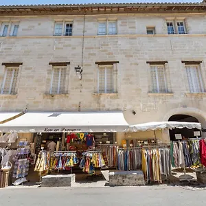 In Next To The Centre Avignon